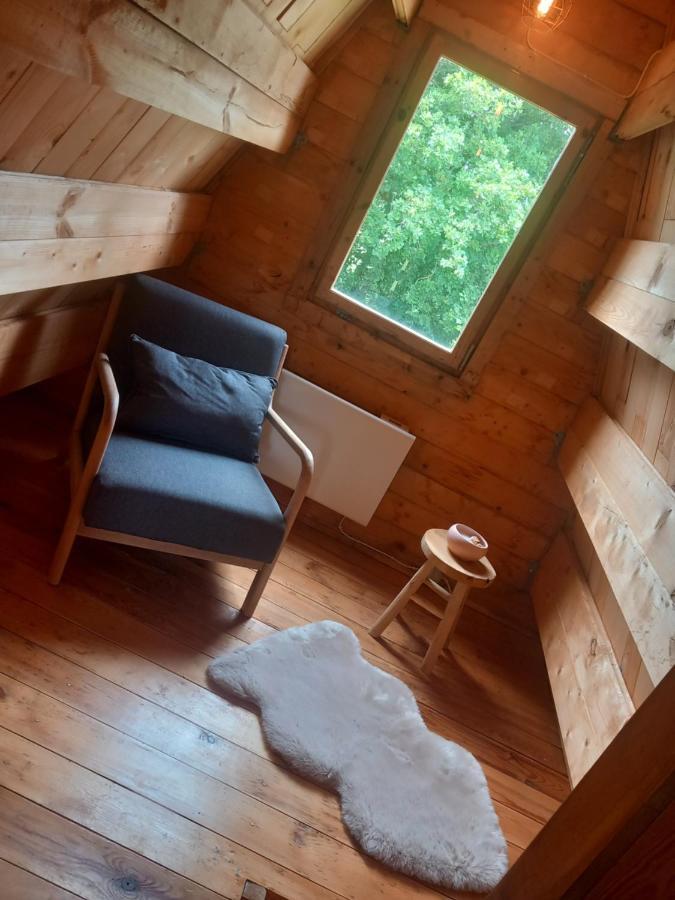 Le Studio Du Pressoir Gisay Exterior foto